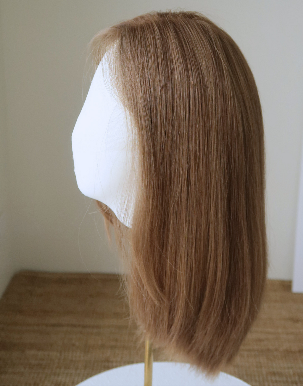 Glueless cap construction of Tawny lace top Remy human hair wig